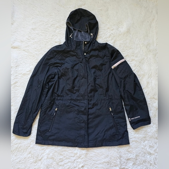 Free Country Jackets & Blazers - Free Country womens black winter jacket zip up hooded size L large